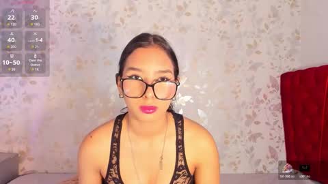 L U C I A online show from November 7, 2:22 pm