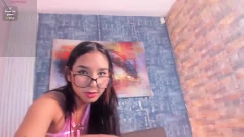 L U C I A online show from December 3, 1:02 pm