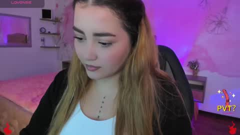 lucia star  online show from February 13, 2:45 am