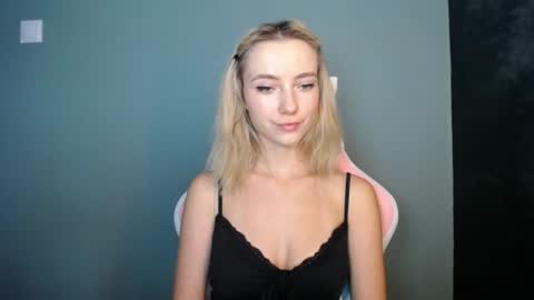 Lucy online show from June 19, 12:30 pm