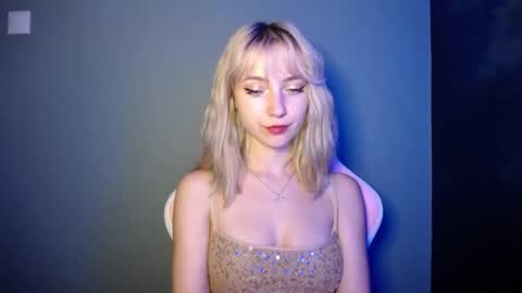 Lucy online show from July 5, 6:13 pm