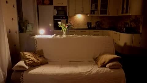 Lucia online show from February 14, 6:32 pm