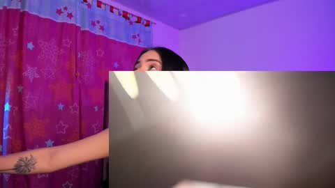    online show from December 3, 6:05 am