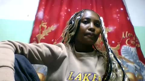 lucie196645 online show from June 22, 1:08 pm