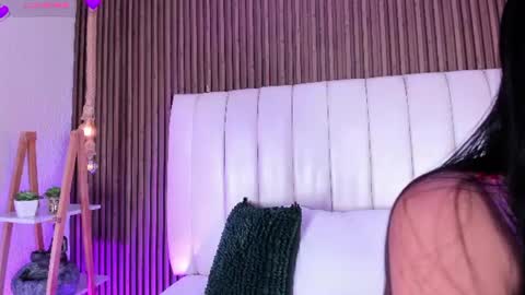 lucie online show from June 24, 7:02 pm