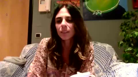 Lucilla online show from November 20, 4:19 pm