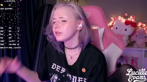 Lucy UwU online show from May 13, 4:13 pm