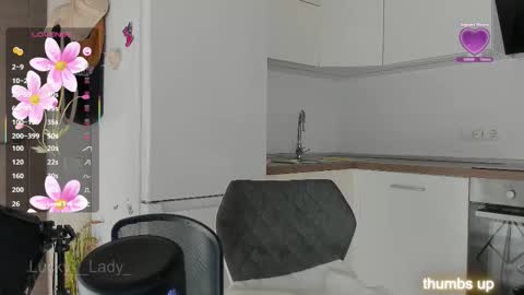 lucky__lady_ online show from October 9, 9:41 pm