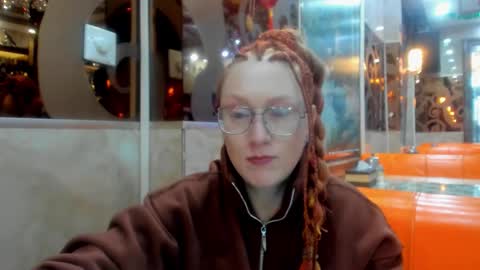 lucky_licky20 online show from January 9, 2:16 am
