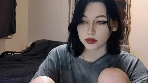 luckybastrad0677 online show from June 2, 11:17 pm