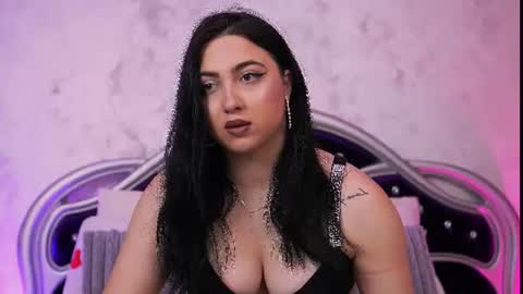 Mia online show from June 20, 7:17 pm