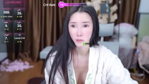 Snapshot of lucy__bb chatting on January 29, 1:48 am Lucy online show from January 29, 1:48 am