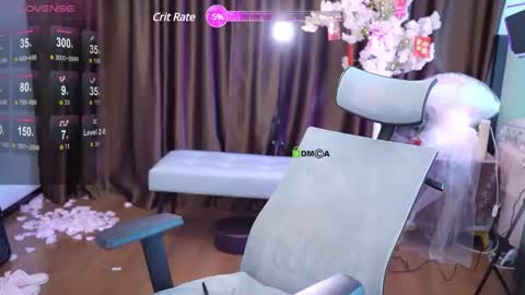 Snapshot of lucy__bb chatting on March 3, 1:38 am Lucy online show from March 3, 1:38 am