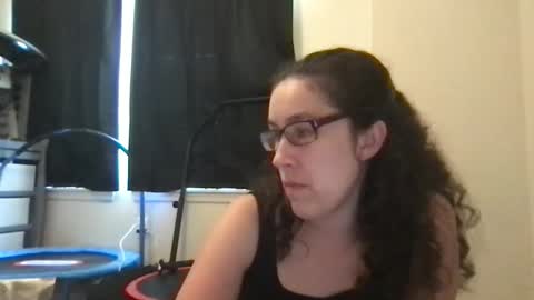Lucy online show from May 5, 9:40 pm