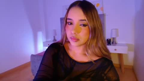 lucy online show from May 11, 3:41 am