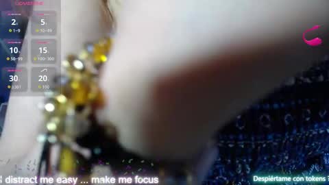 Snapshot of lucy_ny chatting on October 9, 2:21 pm SleepyAbuela online show from October 9, 2:21 pm