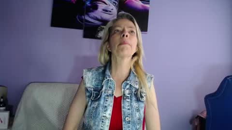  SleepyAbuela online show from May 2, 1:25 pm