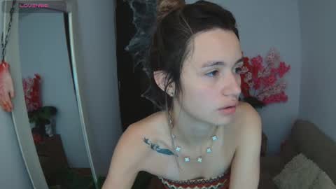 Snapshot of lucy_priincess chatting on October 12, 9:28 pm lucy online show from October 12, 9:28 pm