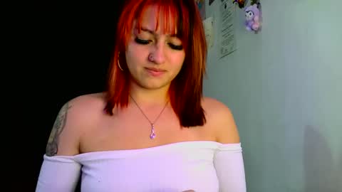 Snapshot of lucycherry__ chatting on January 31, 5:40 am LUCIA  online show from January 31, 5:40 am