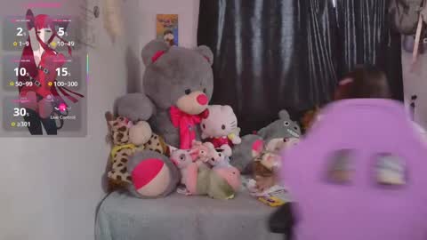 Snapshot of lucycherry__ chatting on September 30, 12:33 pm LUCIA  online show from September 30, 12:33 pm