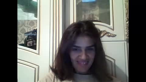 lucydoorbell online show from September 18, 7:01 pm