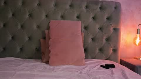 LucyWillow online show from June 24, 6:29 pm