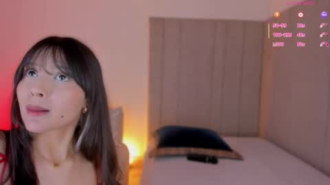 L U I S A online show from April 29, 8:25 pm