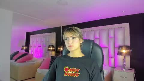 Luisa  online show from June 29, 3:23 pm