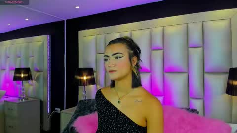 Luisa  online show from November 2, 3:26 pm