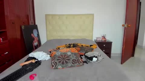 Snapshot of luissa_s1 chatting on October 14, 4:20 pm Luissa online show from October 14, 4:20 pm