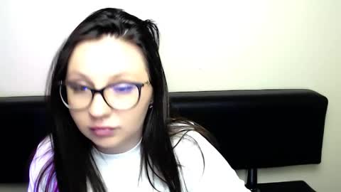 Luiza online show from May 15, 9:23 am