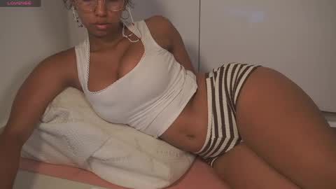 lulitauwu online show from May 4, 4:05 am