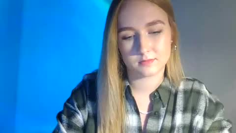Snapshot of lulu_baby1 chatting on February 25, 4:25 pm Lulu Baby18 online show from February 25, 4:25 pm