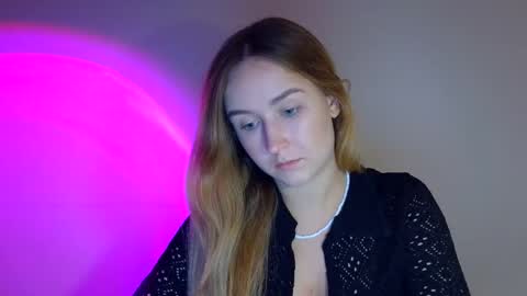 Snapshot of lulu_baby1 chatting on October 7, 7:07 pm Lulu Baby18 online show from October 7, 7:07 pm