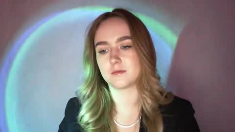 Snapshot of lulu_baby1 chatting on February 6, 3:52 pm Lulu Baby18 online show from February 6, 3:52 pm