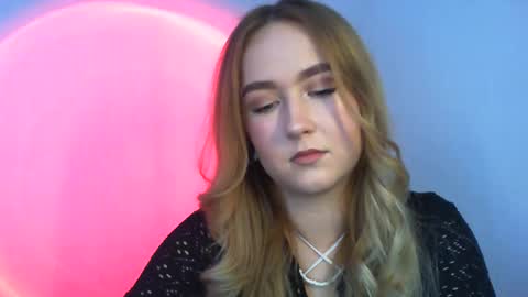 Snapshot of lulu_baby1 chatting on February 8, 1:22 pm Lulu Baby18 online show from February 8, 1:22 pm