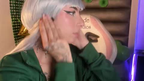 elizabeth online show from March 17, 8:46 pm