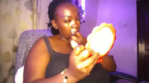 Snapshot of lulu_sparks1 chatting on September 11, 5:30 am lulu_sparks1 online show from September 11, 5:30 am
