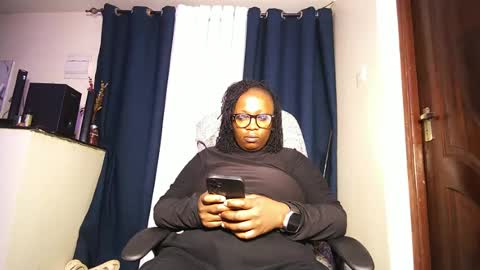 lulu_sparks1 online show from June 22, 5:48 am