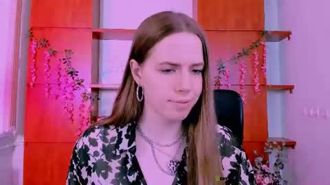 Sweet Lumi online show from June 14, 8:04 am