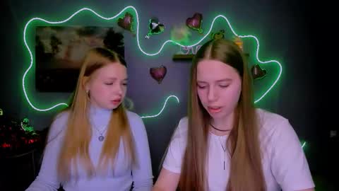 Sweet Lumi online show from February 24, 9:19 am