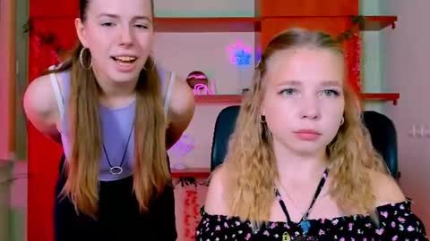 Sweet Lumi online show from June 23, 7:28 am