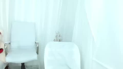 lun25apaixonad online show from March 12, 8:55 pm