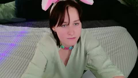 luna_backer online show from February 28, 9:47 pm