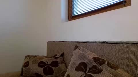 Snapshot of luna_blazer chatting on October 14, 2:52 pm luna_blazer online show from October 14, 2:52 pm