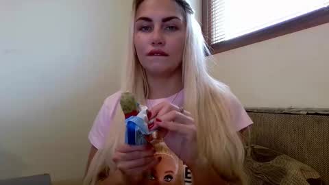 Snapshot of luna_blazer chatting on October 24, 11:50 am luna_blazer online show from October 24, 11:50 am