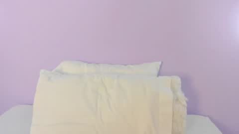 L U N A  online show from July 15, 2:33 pm