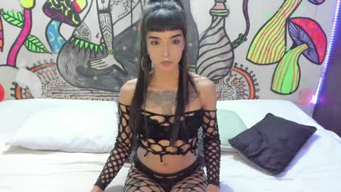 Snapshot of luna_gc chatting on January 13, 1:02 am luna_gc online show from January 13, 1:02 am