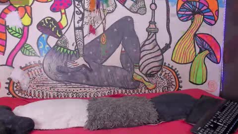 luna_gc online show from February 28, 11:15 pm