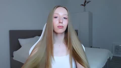 Luna online show from October 28, 8:25 pm